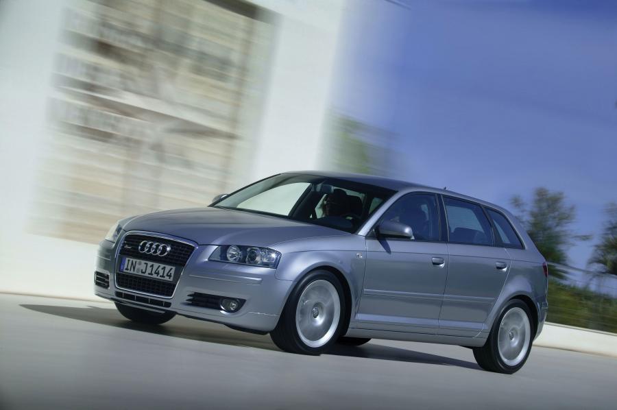  Audi A3 Sportback 2.0T (8PA) 2004 года  (WW) (фото 16 из 21)
